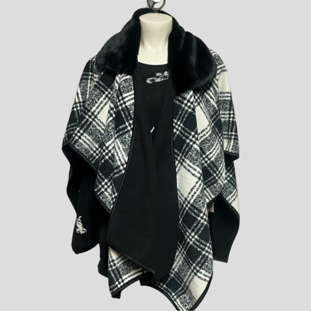 NWT Marina Luna Black & White Check Cape Faux Fur Collar